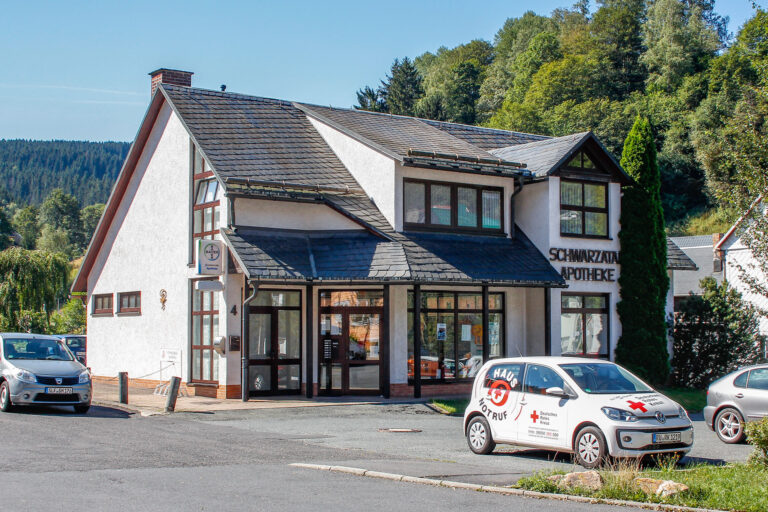 Schwarzatal Apotheke 768x512