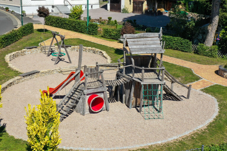 Spielplatz Altenfeld 1 768x510