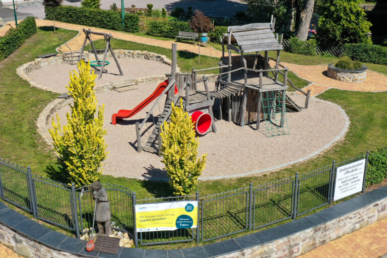 Spielplatz Altenfeld 2 768x512