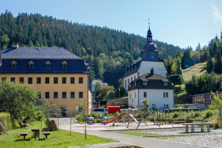 Spielplatz Katzhuette 1 768x512