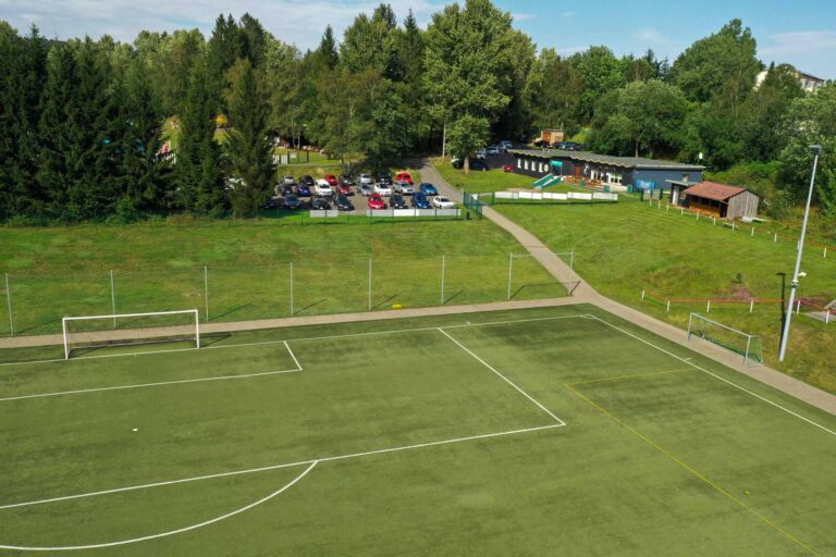 Sportplatz GB 1 768x512