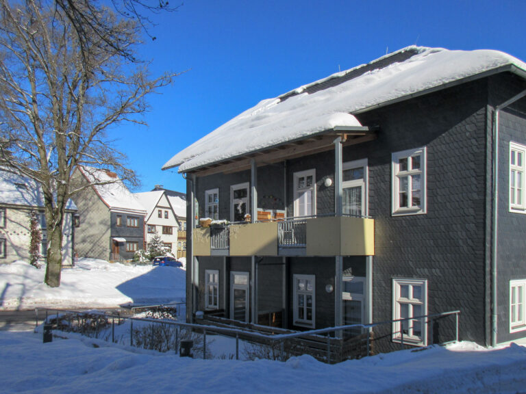 Herrenhaus 3 768x576