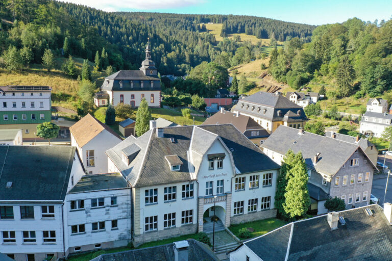 Schule Katzhuette 2 2 768x512