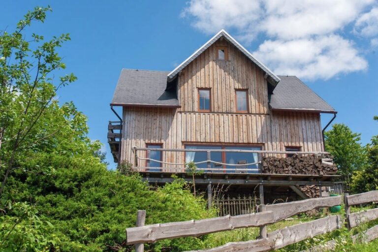 ThuehringerWaldBoehlen.jpg 768x512
