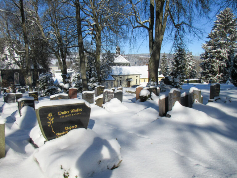 Friedhof 7 768x576