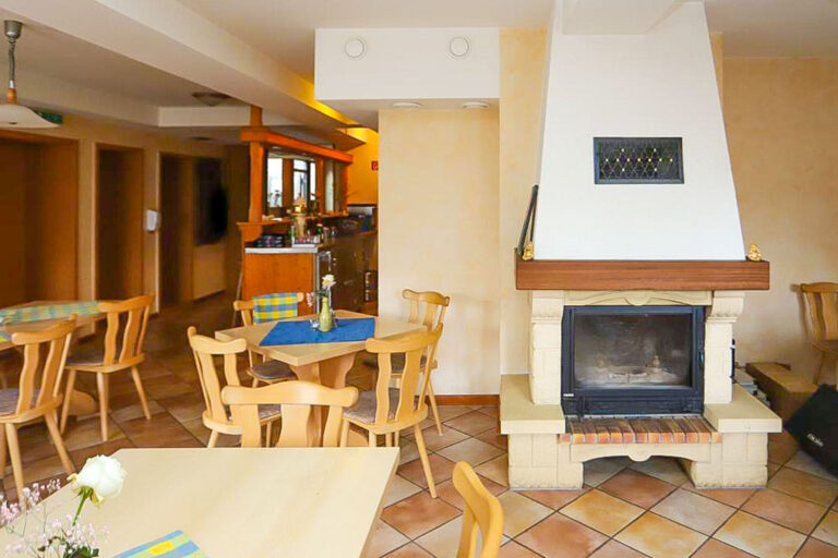 Schwarzburger Hof 01 768x512