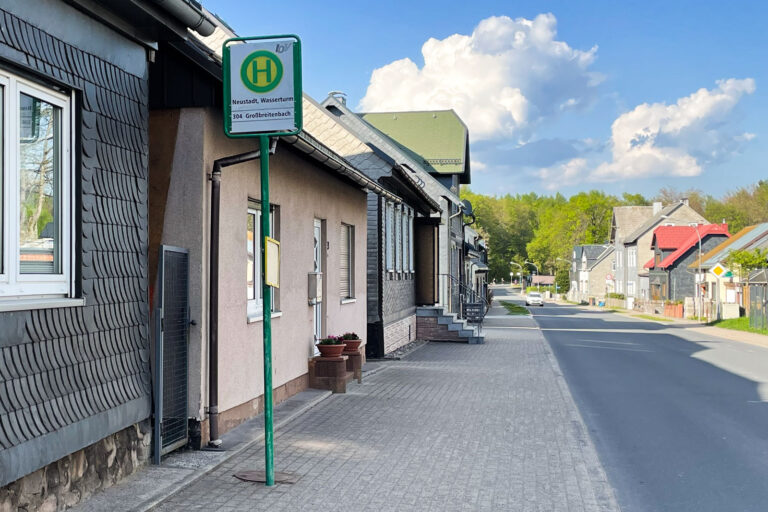 Bushaltestelle Neustadt Wasserturm 002 768x512