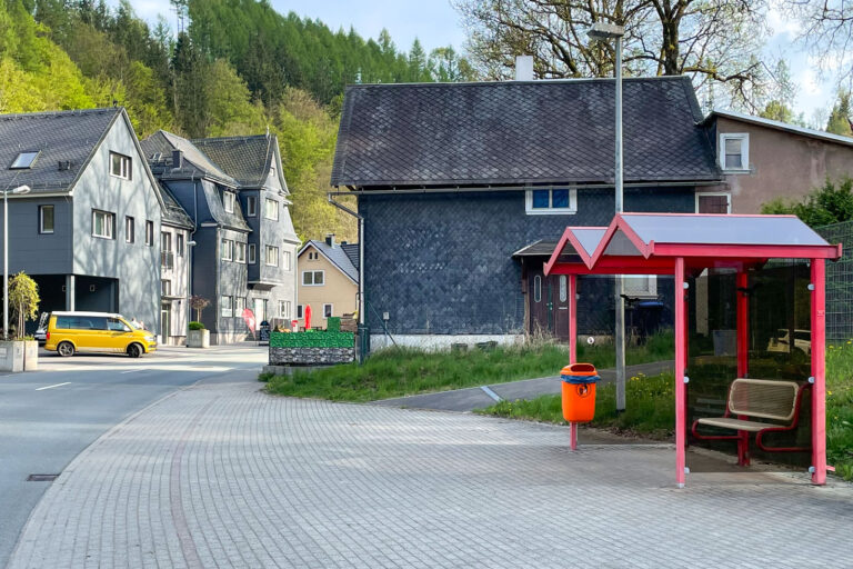 Bushaltestelle Oelzer Strasse 001 768x512