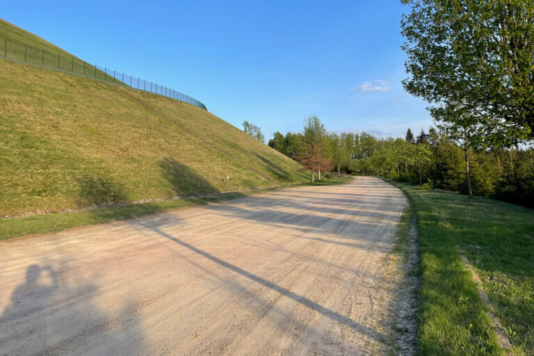 Parkplatz am Oberbecken 002 768x512